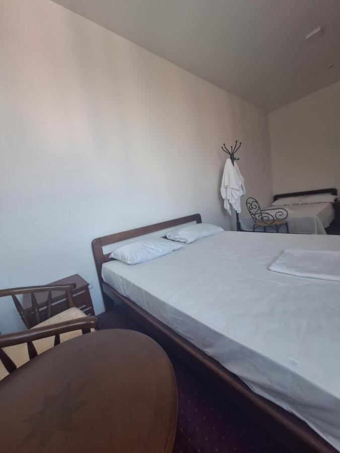 Барселона Hotel Mizikevycha ภายนอก รูปภาพ