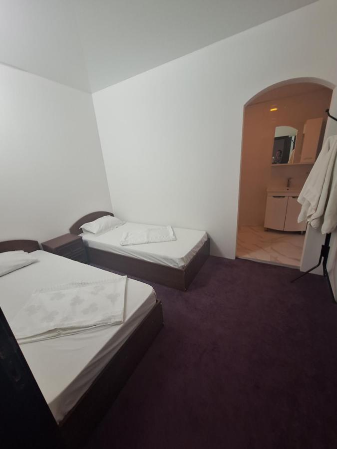 Барселона Hotel Mizikevycha ภายนอก รูปภาพ